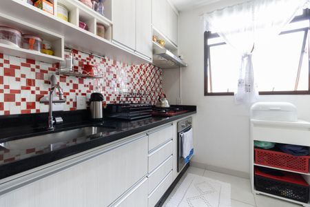 Apartamento à venda com 84m², 4 quartos e 1 vagaCozinha 