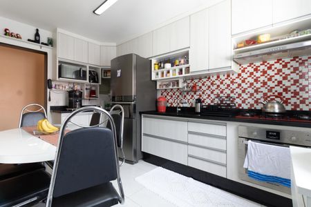 Apartamento à venda com 84m², 4 quartos e 1 vagaCozinha 