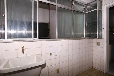 Apartamento à venda com 78m², 2 quartos e 1 vagaÁrea de Serviço