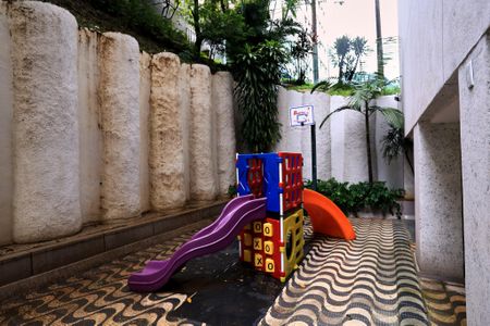 Apartamento à venda com 78m², 2 quartos e 1 vagaÁrea comum - Playground