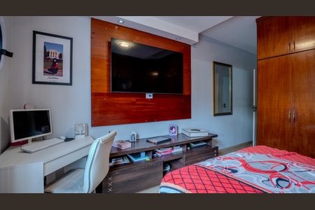 Casa à venda com 200m², 3 quartos e 2 vagasSuíte 2