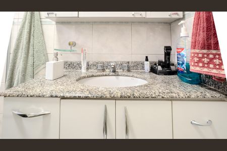 Casa à venda com 200m², 3 quartos e 2 vagasBanheiro Corredor