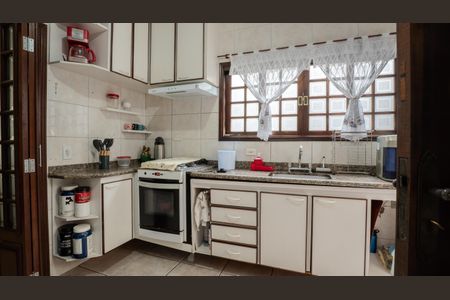 Casa à venda com 200m², 3 quartos e 2 vagasCozinha