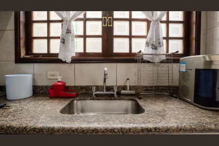 Casa à venda com 200m², 3 quartos e 2 vagasCozinha - Torneira