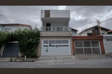 Casa à venda com 200m², 3 quartos e 2 vagasFachada