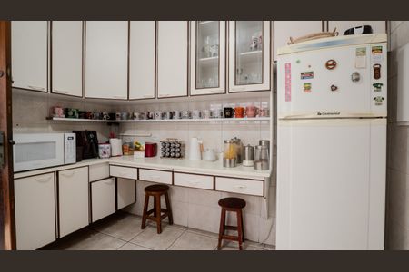 Casa à venda com 200m², 3 quartos e 2 vagasCozinha