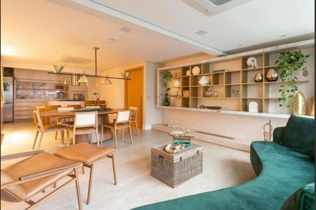 Apartamento à venda com 3 quartos, 125m² em Moema, São Paulo