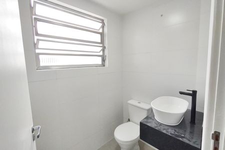 Casa à venda com 160m², 4 quartos e 1 vagaLavabo