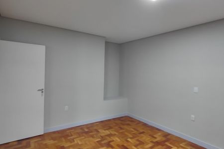 Casa à venda com 160m², 4 quartos e 1 vagaSuíte
