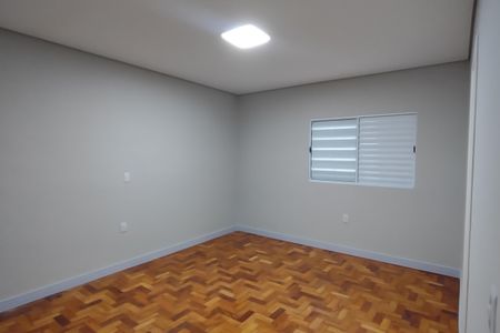 Casa à venda com 160m², 4 quartos e 1 vagaSuíte
