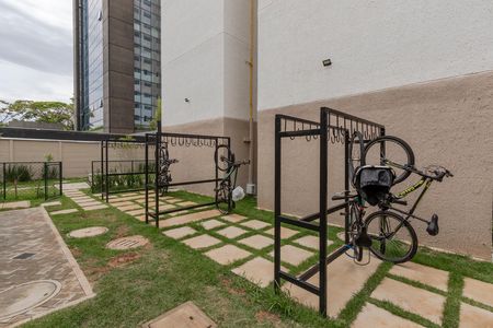 Apartamento à venda com 32m², 2 quartos e sem vaga Apartamento à venda com 32m², 2 quartos e sem vagaBicicletário