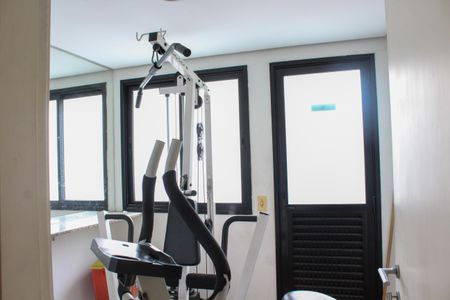 Apartamento para alugar com 46m², 2 quartos e 1 vaga Apartamento para alugar com 46m², 2 quartos e 1 vagaAcademia