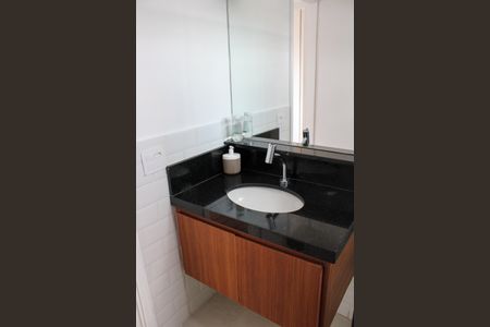 Apartamento para alugar com 46m², 2 quartos e 1 vaga Apartamento para alugar com 46m², 2 quartos e 1 vagaBanheiro