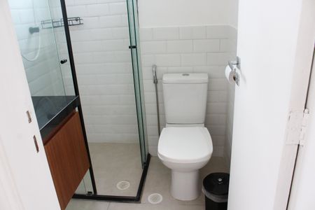 Apartamento para alugar com 46m², 2 quartos e 1 vaga Apartamento para alugar com 46m², 2 quartos e 1 vagaBanheiro
