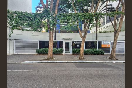 Apartamento para alugar com 46m², 2 quartos e 1 vaga Apartamento para alugar com 46m², 2 quartos e 1 vagaFachada