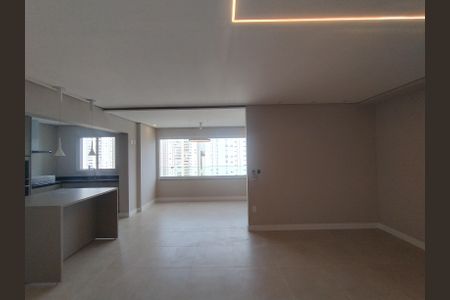 Apartamento para alugar com 117m², 3 quartos e 2 vagas Apartamento para alugar com 117m², 3 quartos e 2 vagasSala