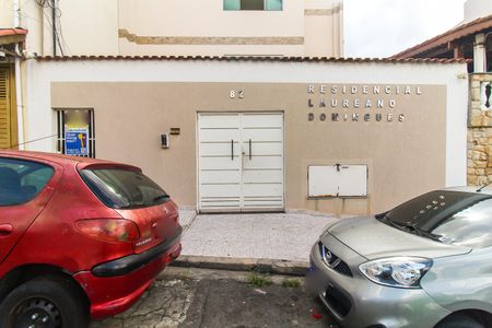 Apartamento para alugar com 43m², 2 quartos e sem vagaFachada + Placa