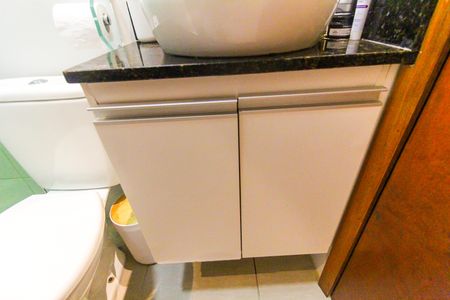 Apartamento para alugar com 43m², 2 quartos e sem vagaBanheiro