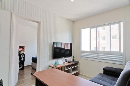 Sala de apartamento para alugar com 2 quartos, 34m² em Jardim Bandeirantes, São Paulo