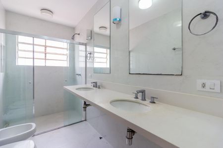 Apartamento para alugar com 105m², 2 quartos e 1 vaga Apartamento para alugar com 105m², 2 quartos e 1 vagaBanheiro