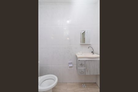 Casa à venda com 125m², 3 quartos e 2 vagasBanheiro 1