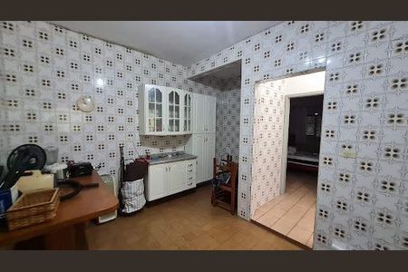 Casa à venda com 3 quartos, 302m² em Bela Vista, Osasco