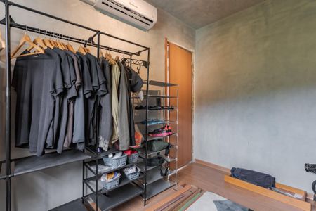 Quarto de apartamento para alugar com 2 quartos, 53m² em Jardim Carvalho, Porto Alegre