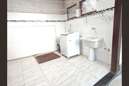 Casa à venda com 4 quartos, 240m² em São Francisco, Niterói