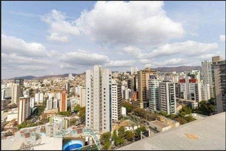 Apartamento à venda com 3 quartos, 138m² em Santa Efigênia, Belo Horizonte