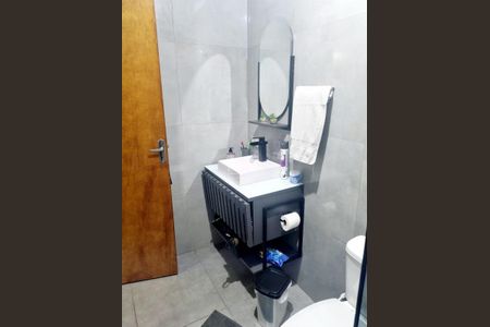 Casa à venda com 184m², 3 quartos e 2 vagas