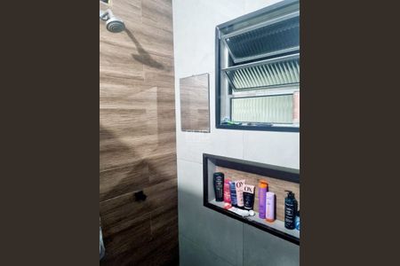 Casa à venda com 184m², 3 quartos e 2 vagas