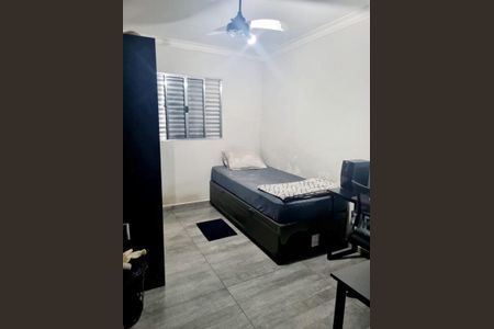 Casa à venda com 184m², 3 quartos e 2 vagas