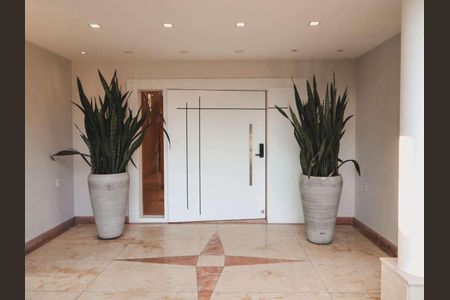 Casa de condomínio à venda com 984m², 5 quartos e 3 vagas