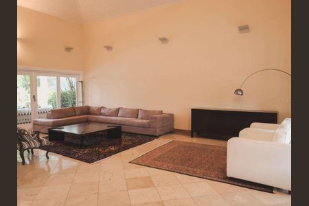 Casa de condomínio à venda com 984m², 5 quartos e 3 vagas