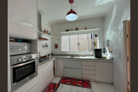 COZINHA de casa à venda com 4 quartos, 200m² em Água Rasa, São Paulo