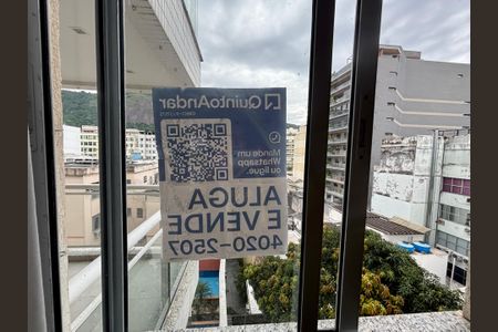 Apartamento à venda com 96m², 3 quartos e 2 vagas Apartamento à venda com 96m², 3 quartos e 2 vagasPlaca