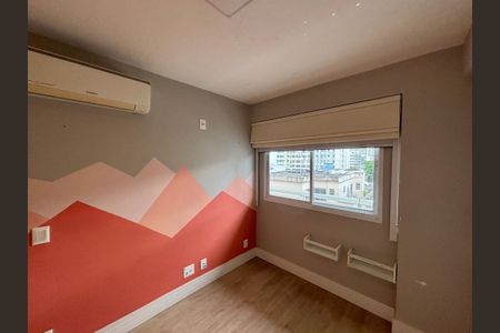 Apartamento à venda com 96m², 3 quartos e 2 vagas Apartamento à venda com 96m², 3 quartos e 2 vagasQuarto 2