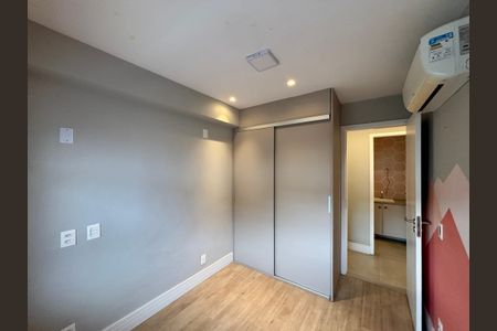 Apartamento à venda com 96m², 3 quartos e 2 vagas Apartamento à venda com 96m², 3 quartos e 2 vagasQuarto 2