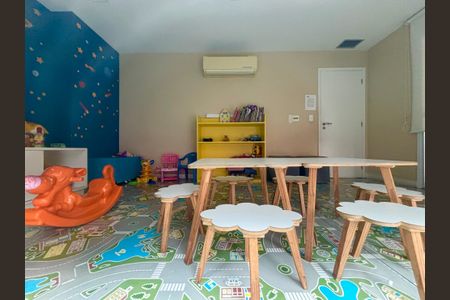 Apartamento à venda com 96m², 3 quartos e 2 vagas Apartamento à venda com 96m², 3 quartos e 2 vagasÁrea comum