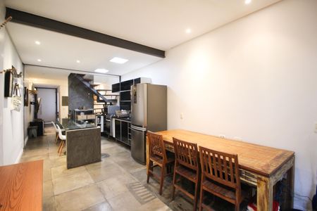 Casa para alugar com 107m², 2 quartos e 1 vaga