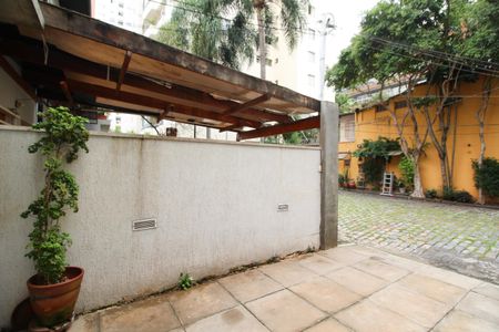 Casa para alugar com 107m², 2 quartos e 1 vaga Casa para alugar com 107m², 2 quartos e 1 vagaGaragem