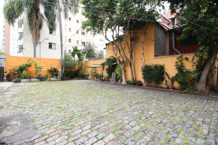 Casa para alugar com 107m², 2 quartos e 1 vaga Casa para alugar com 107m², 2 quartos e 1 vagaVila