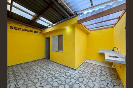 Casa para alugar com 156m², 3 quartos e 2 vagas Casa para alugar com 156m², 3 quartos e 2 vagasQuintal
