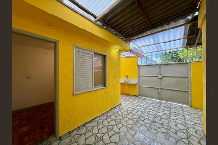 Casa para alugar com 156m², 3 quartos e 2 vagas Casa para alugar com 156m², 3 quartos e 2 vagasQuintal