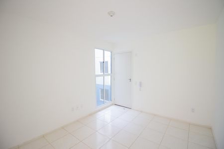 Sala de apartamento para alugar com 2 quartos, 42m² em Caiapos, Contagem