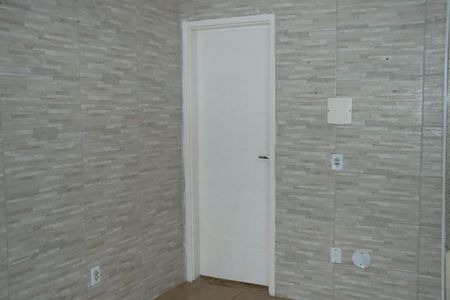 Casa de Condomínio para alugar com 2 quartos, 65m² em Água Espraiada (caucaia do Alto), Cotia