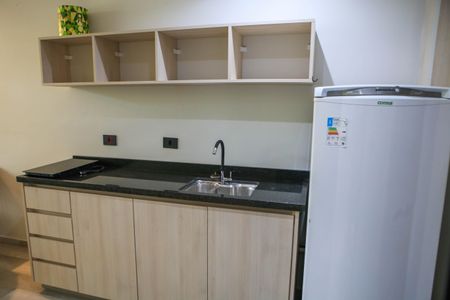 Kitnet de kitnet/studio para alugar com 1 quarto, 25m² em Jardim das Vertentes, São Paulo