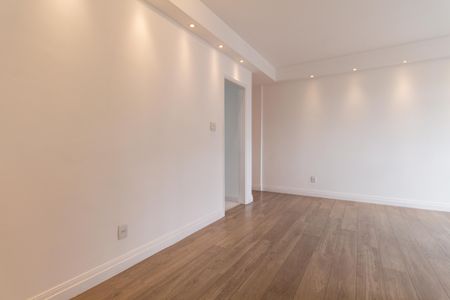 Apartamento para alugar com 78m², 2 quartos e 1 vagaSala