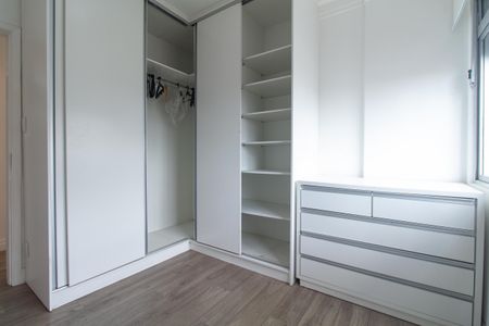 Apartamento para alugar com 78m², 2 quartos e 1 vagaQuarto 