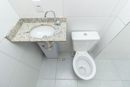 Apartamento para alugar com 38m², 2 quartos e sem vaga Apartamento para alugar com 38m², 2 quartos e sem vagaBanheiro